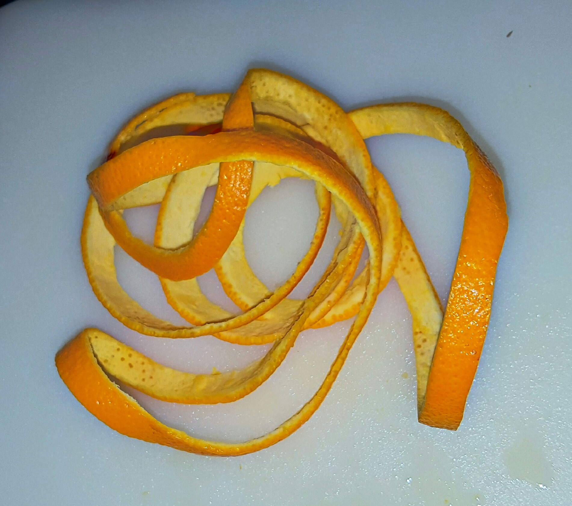 Long orange peel
